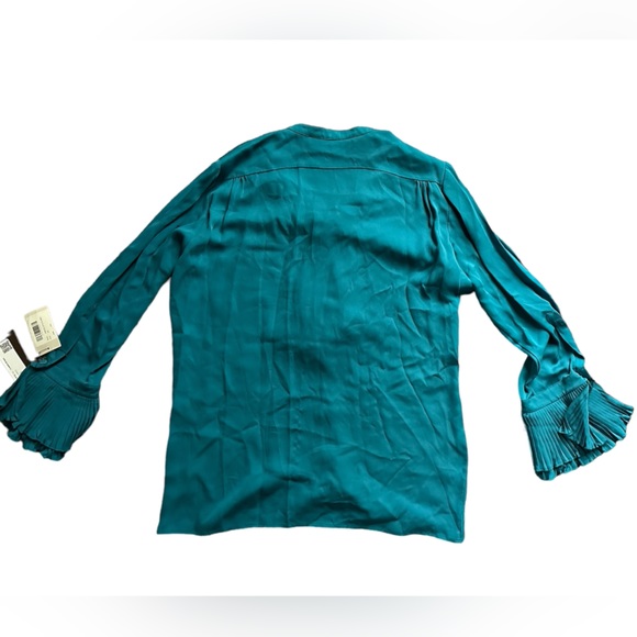 NWT Gucci silk mock neck ruffle sleeve blouse sz M/L IT 44 pleated button up - Picture 8 of 12